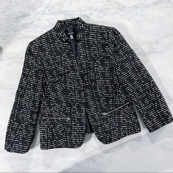 Contemporary Blazer Jacket - Picture 2 of 13